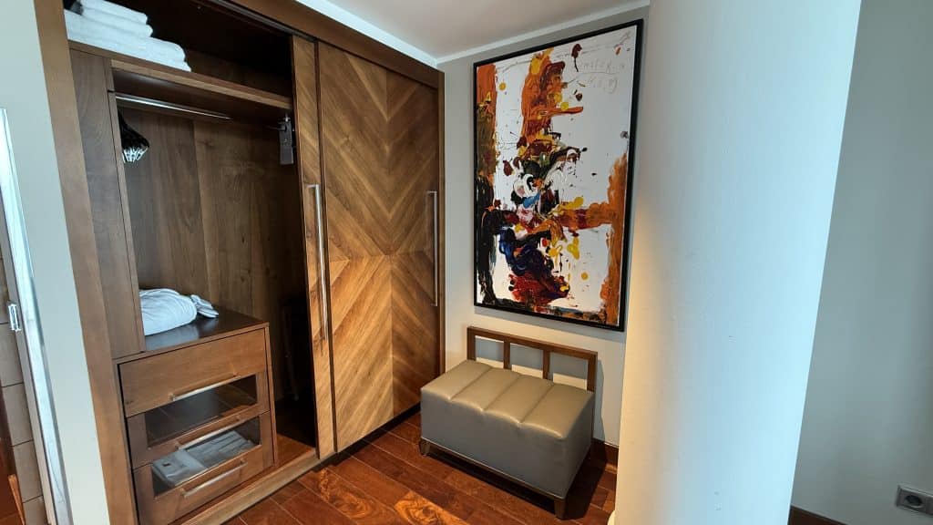 Jw Marriott Frankfurt Schrank