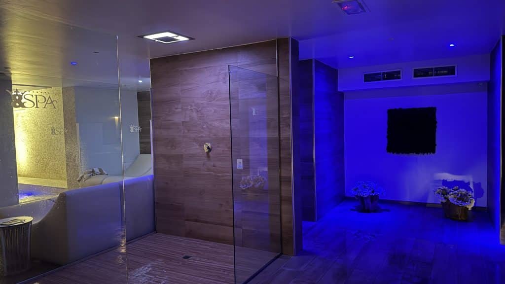 Ma Ma Grand Hotel Resort La Maddalena Erlebnisdusche