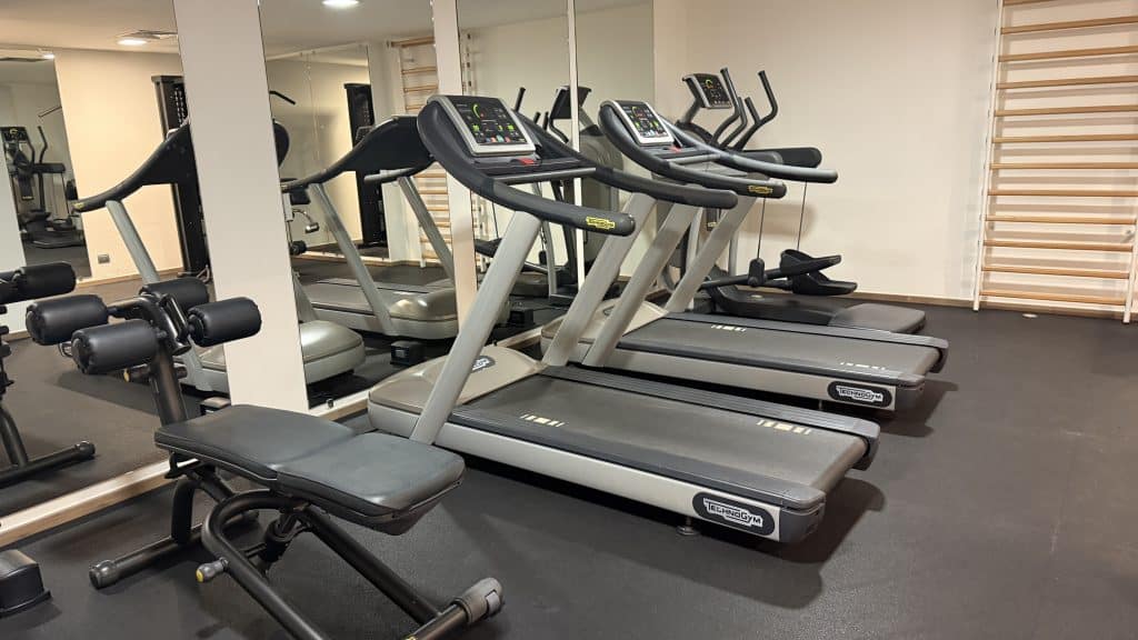 Ma Ma Grand Hotel Resort La Maddalena Laufbaender