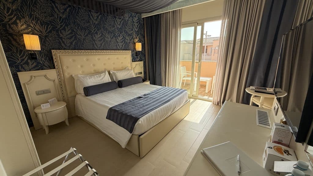 Ma Ma Grand Hotel Resort La Maddalena Romantic Zimmer