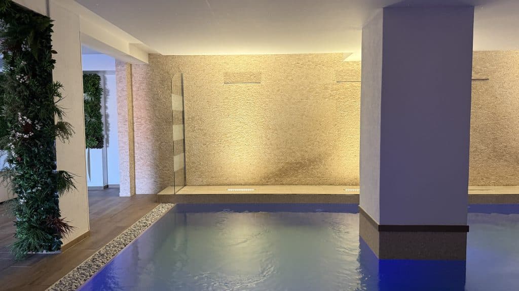 Ma Ma Grand Hotel Resort La Maddalena Vitality Pool