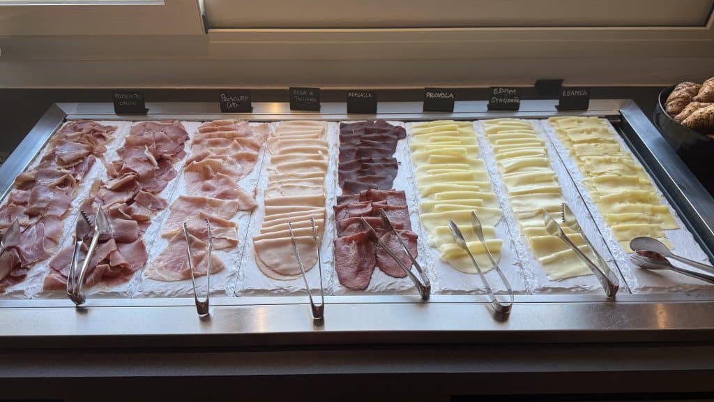 Ma Ma Grand Hotel Resort La Maddalena Wurst Und Kaese