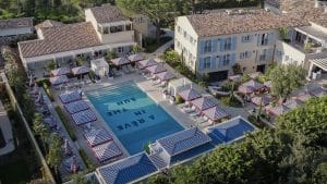 126B98A3 2A15 48FA 8800 D0086165976F 1 201 A