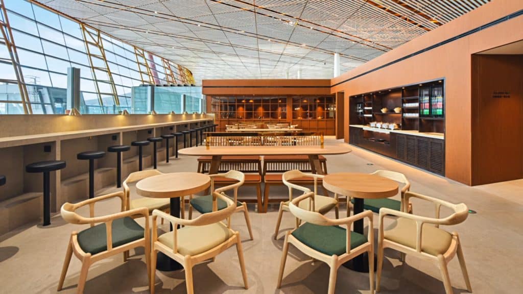 Cathay Peking Lounge Mit Ausblick 1