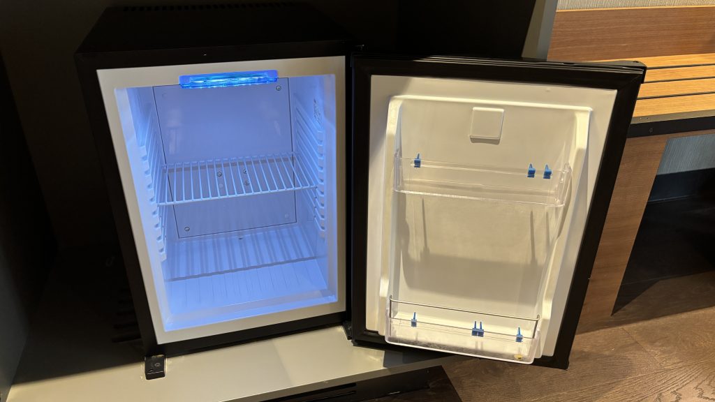 Hilton Porto Gaia Kühlschrank