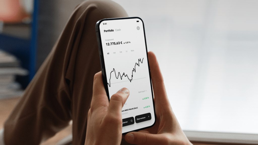 Trade Republic app on a smartphone