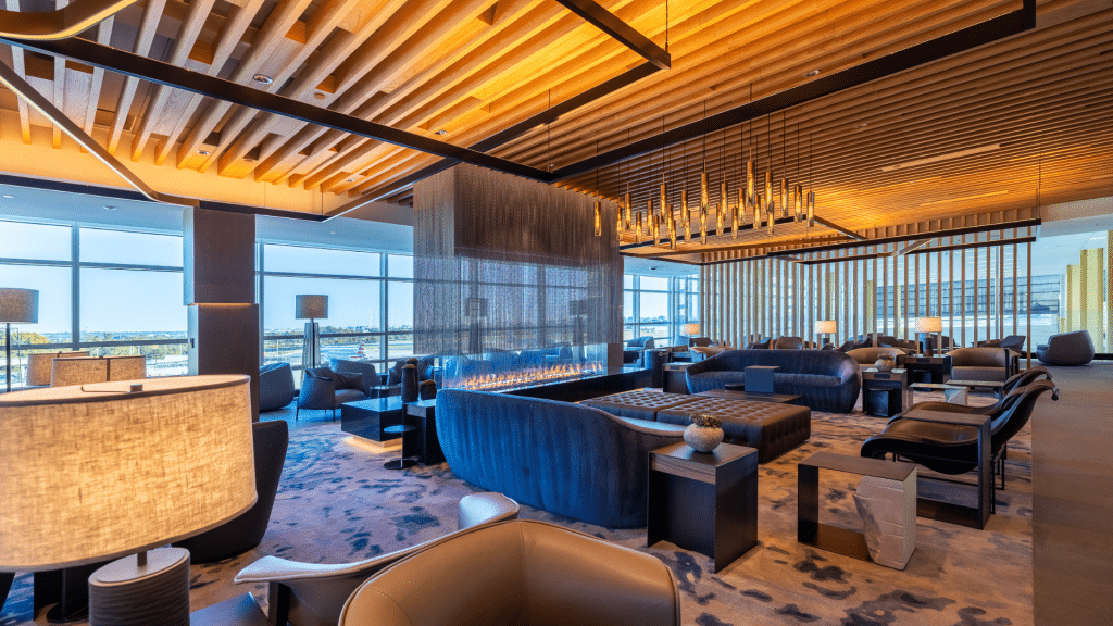 Admirals Club Lounge Virginia Washington D.C.