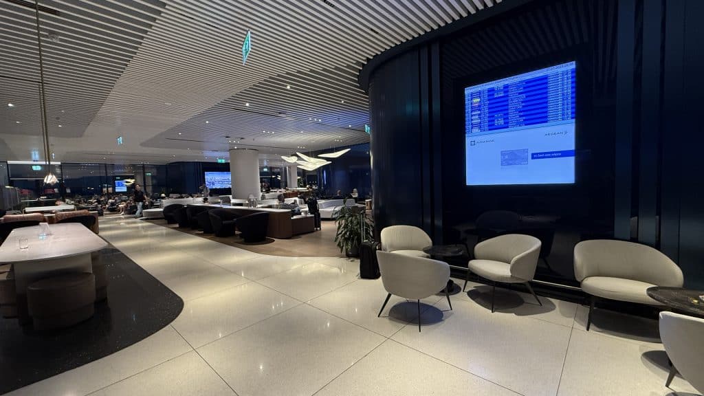 Aegean Business Lounge Non Schengen Athen Fluganzeige