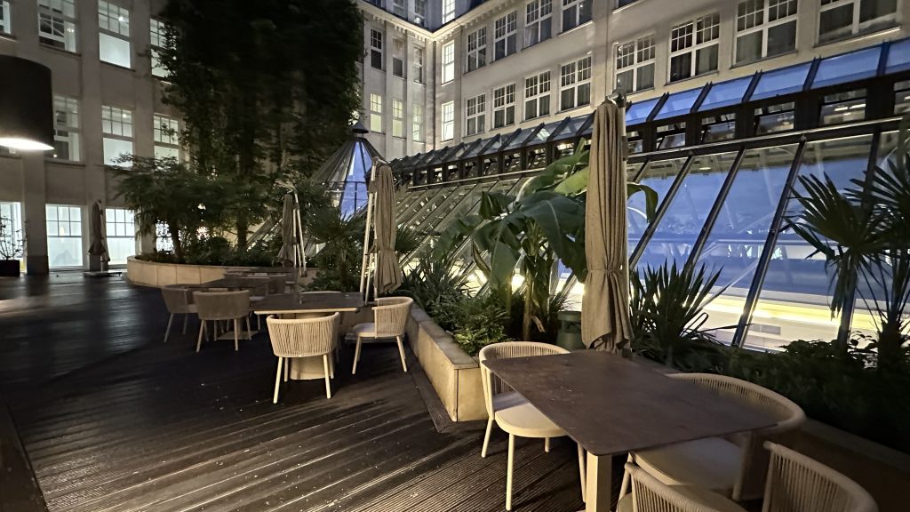 Conrad Hamburg Greta Oto Terrasse