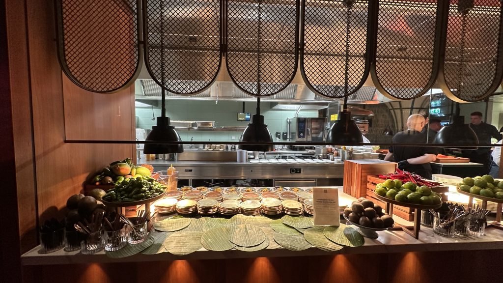 Conrad Hamburg Hotel Event Kueche Blick