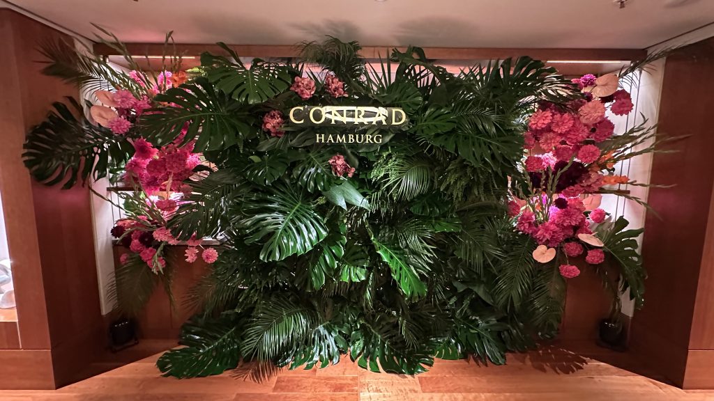 Conrad Hamburg Hotel Logo