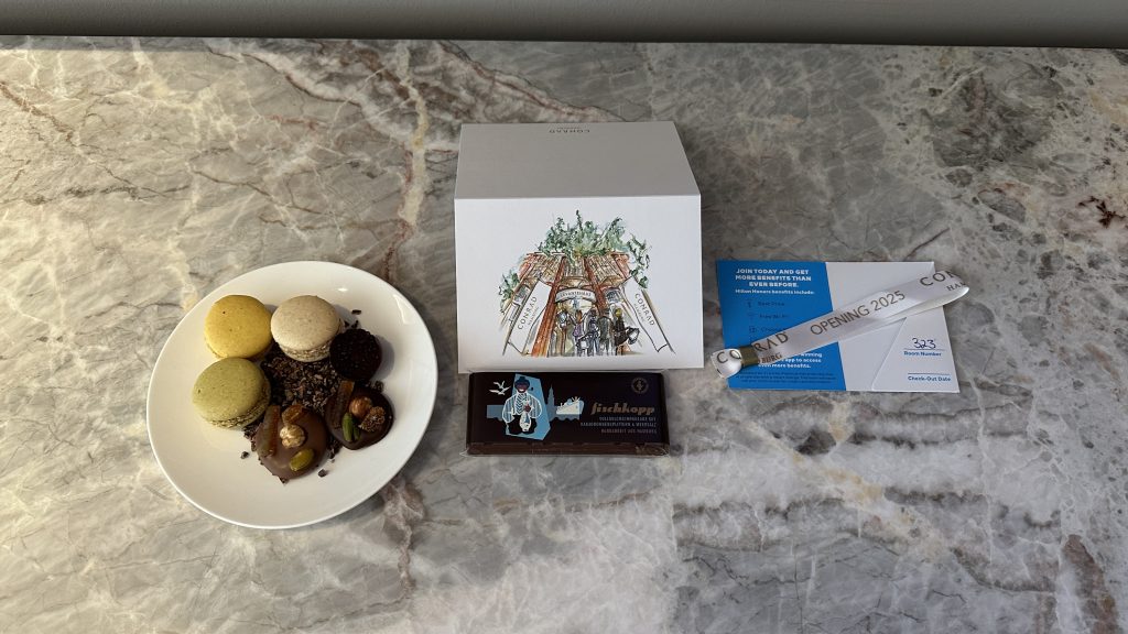 Conrad Hamburg Zimmer Willkommensgeschenk