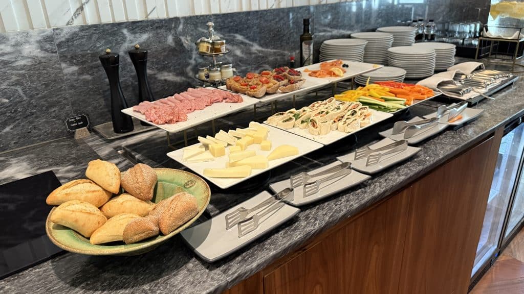 Grand Hyatt Athen Club Lounge 235 1