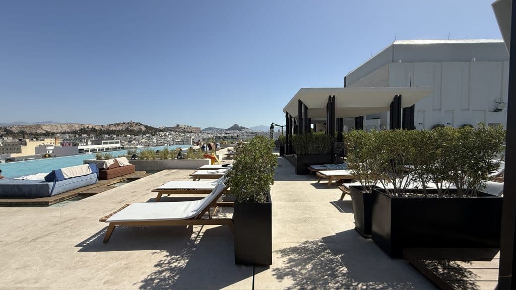 Grand Hyatt Athen Rooftop Pool 115 1