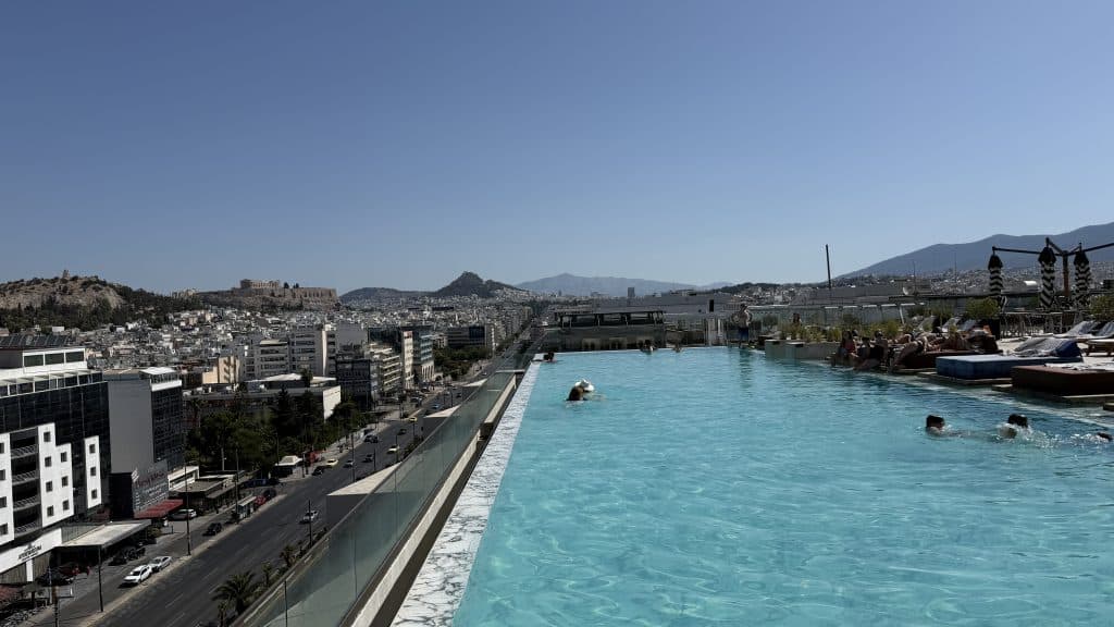 Grand Hyatt Athen Rooftop Pool 130 1