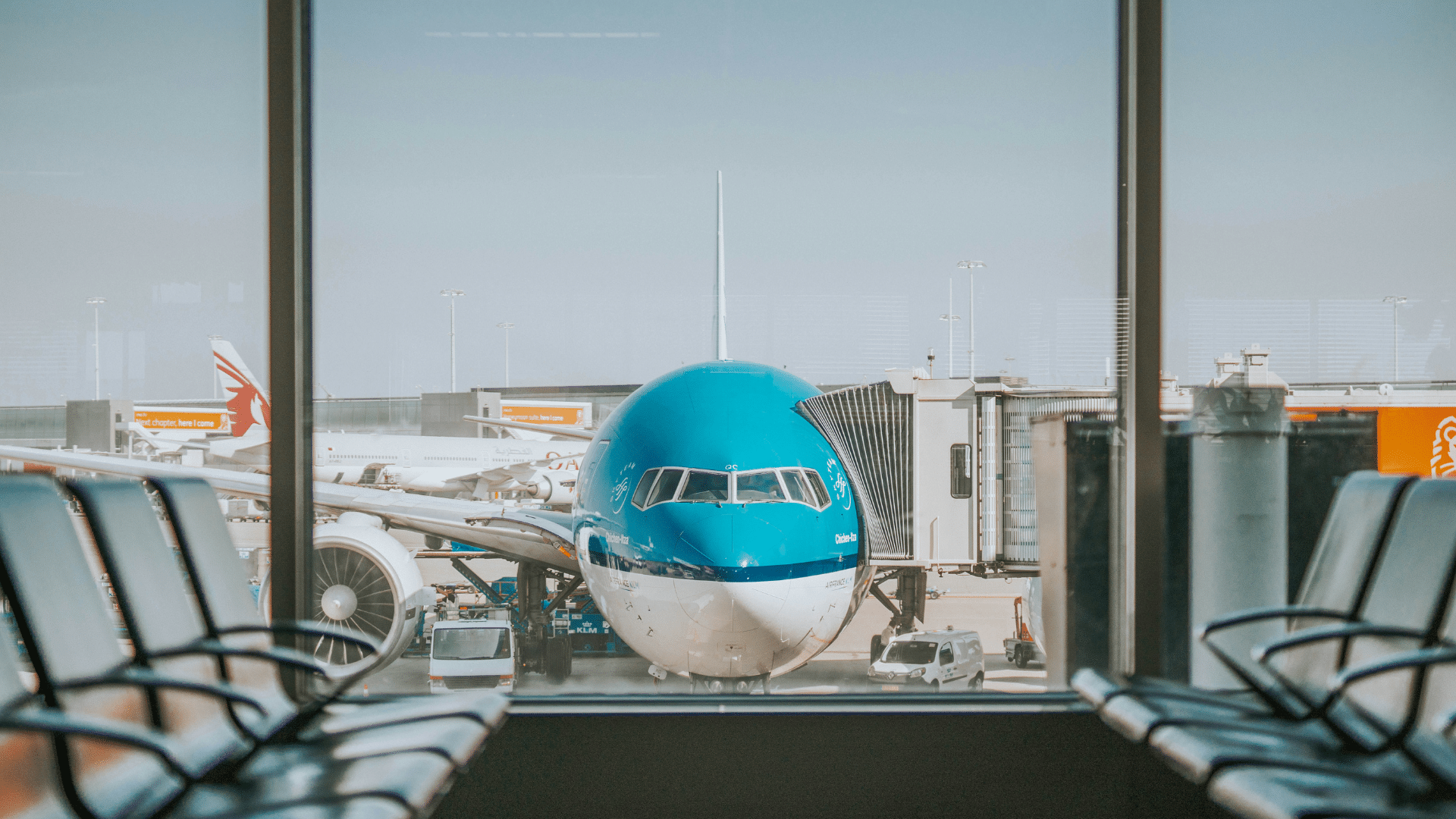 KLM Flugzeug Terminal