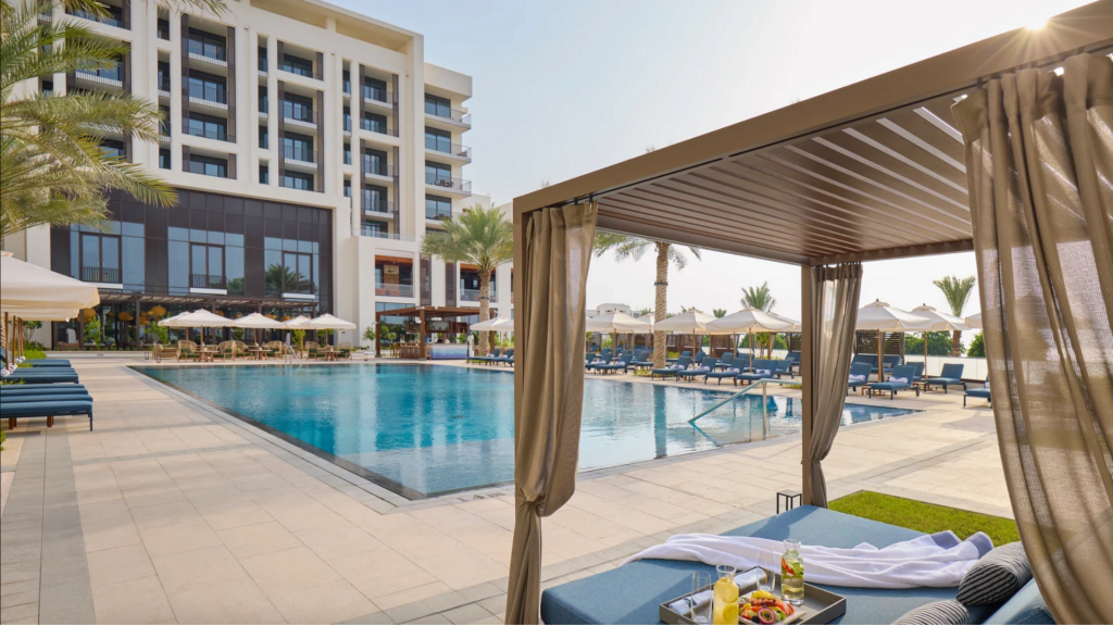 Mandarin Oriental Maskat Pool Area
