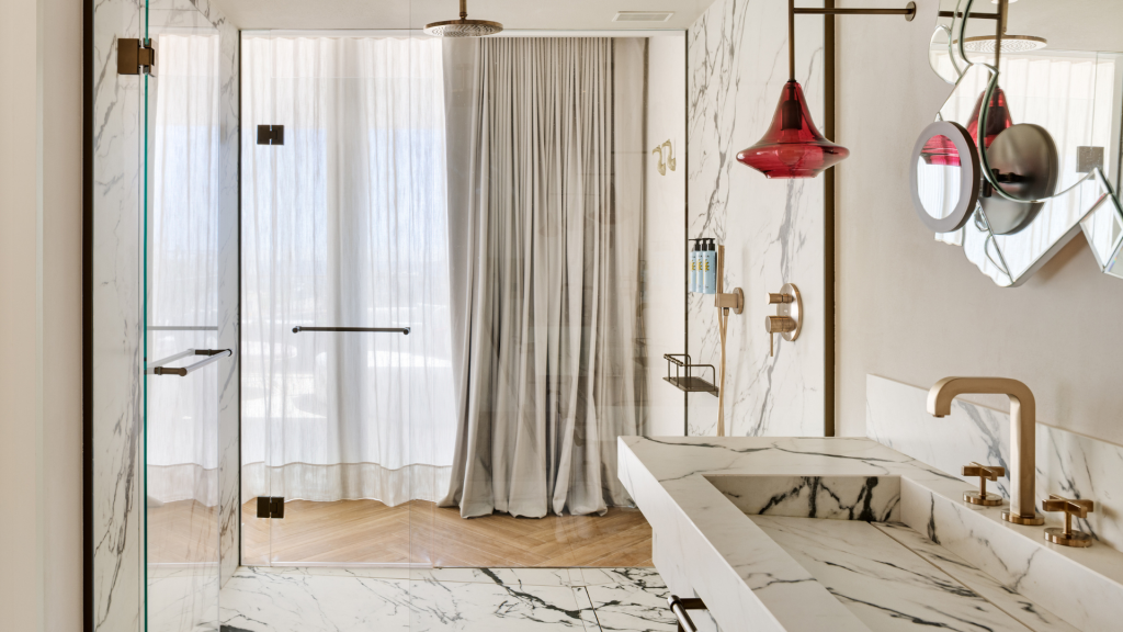 SLS Barcelona Luxuriate Suite Bad