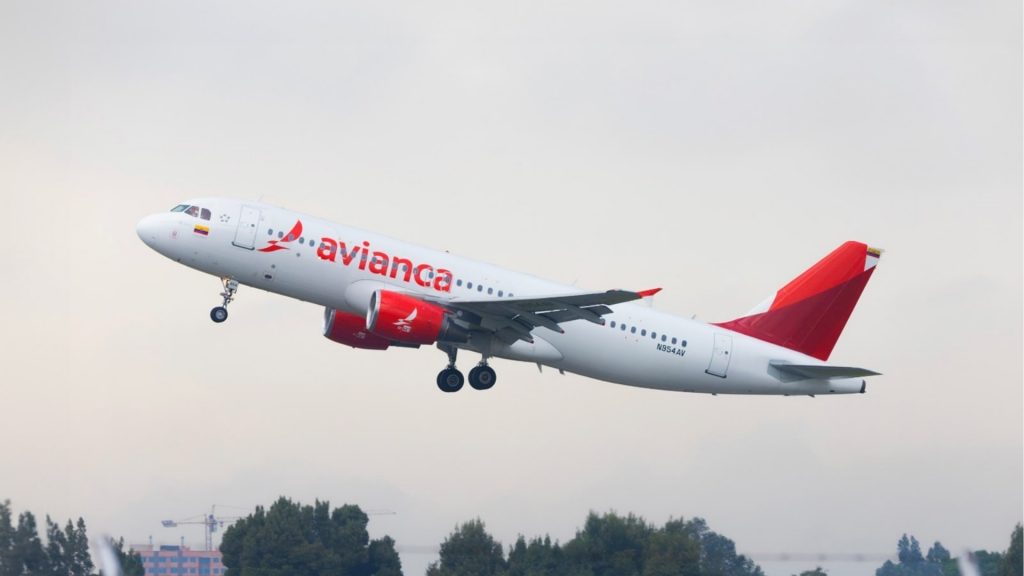 Avianca Airbus A320 beim Start