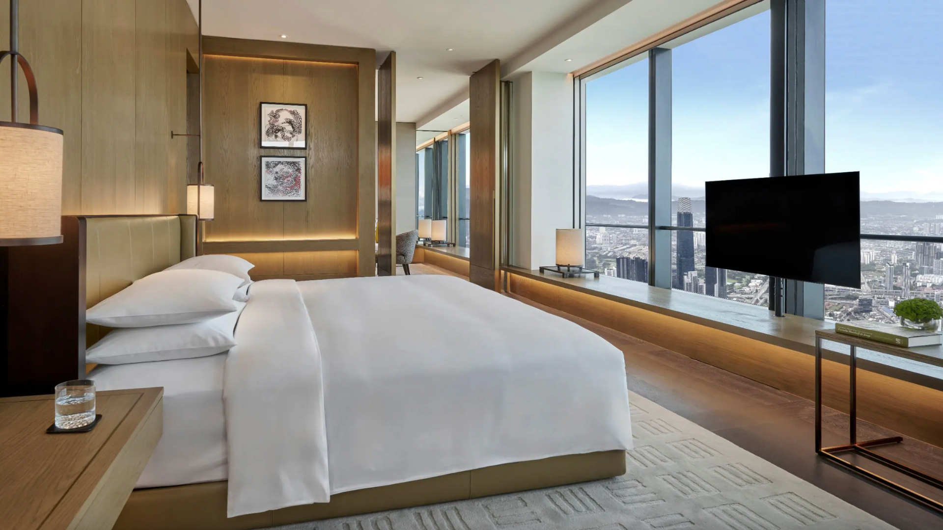 Hyatt Regency Kuala Lumpur Park Suite