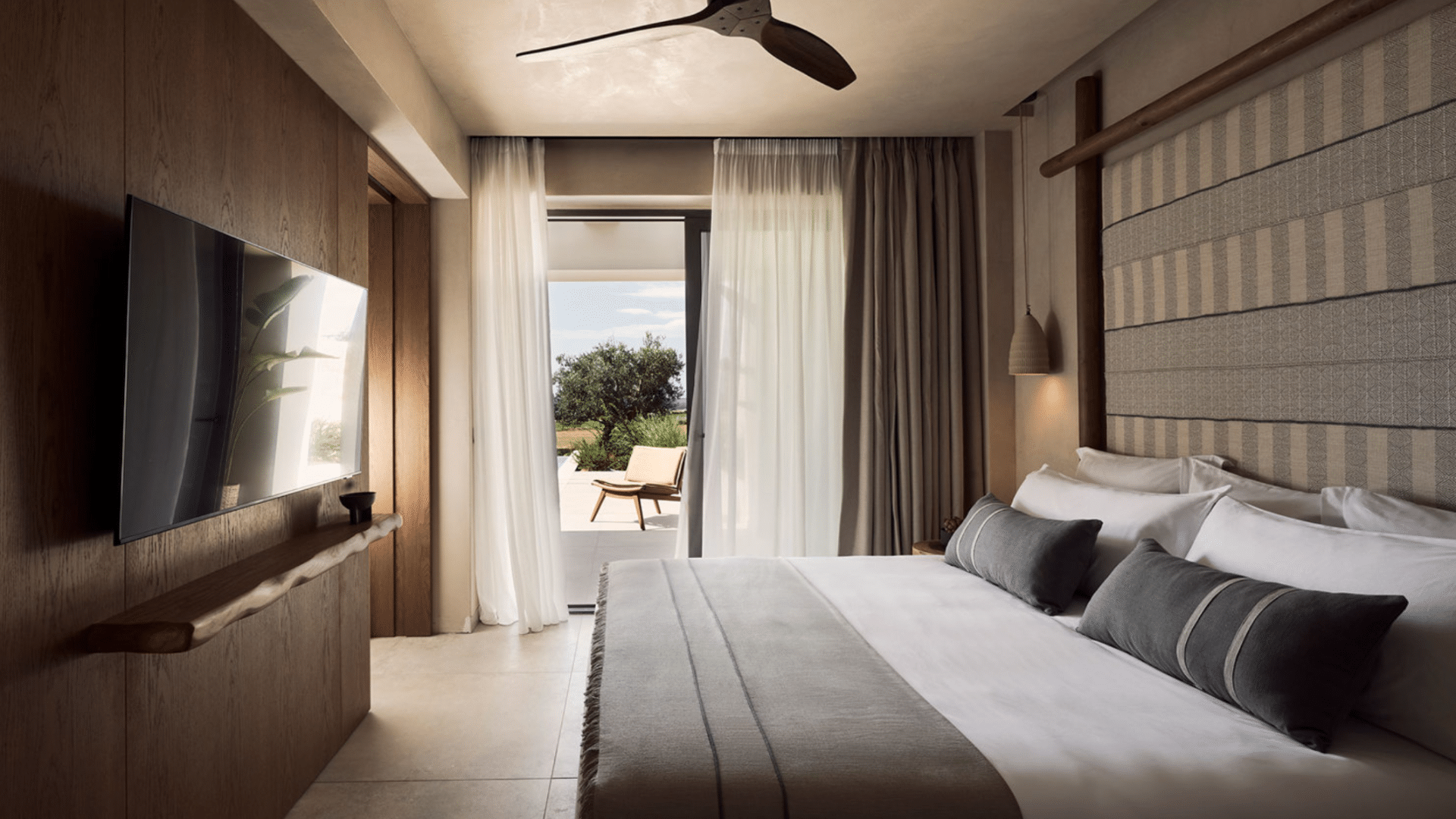 Zelia Halkidiki Resort Signature Suite