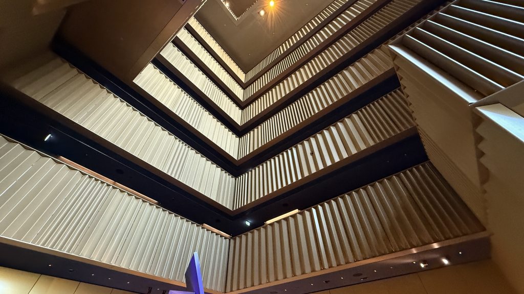 koenigshof-munich-eingang