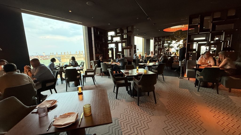 koenigshof-munich-gastronomie