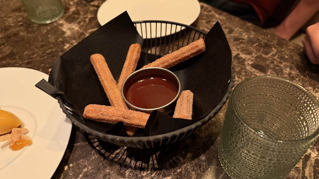 koenigshof-munich-abendessen-dessert