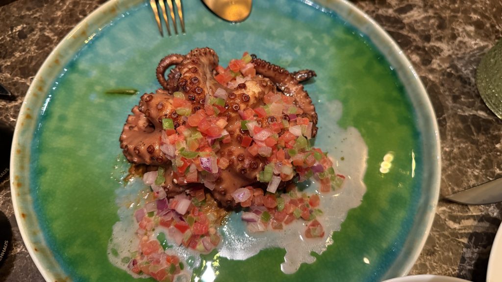 koenigshof-munich-abendessen-fisch