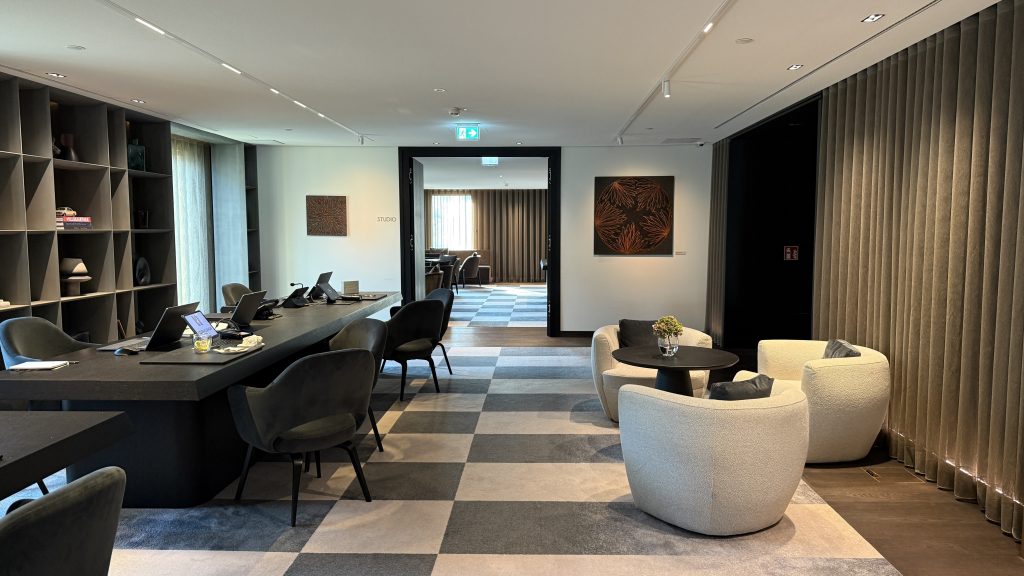 koenigshof-munich-lobby