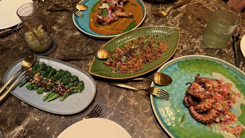 koenigshof-munich-abendessen-fisch-fleisch