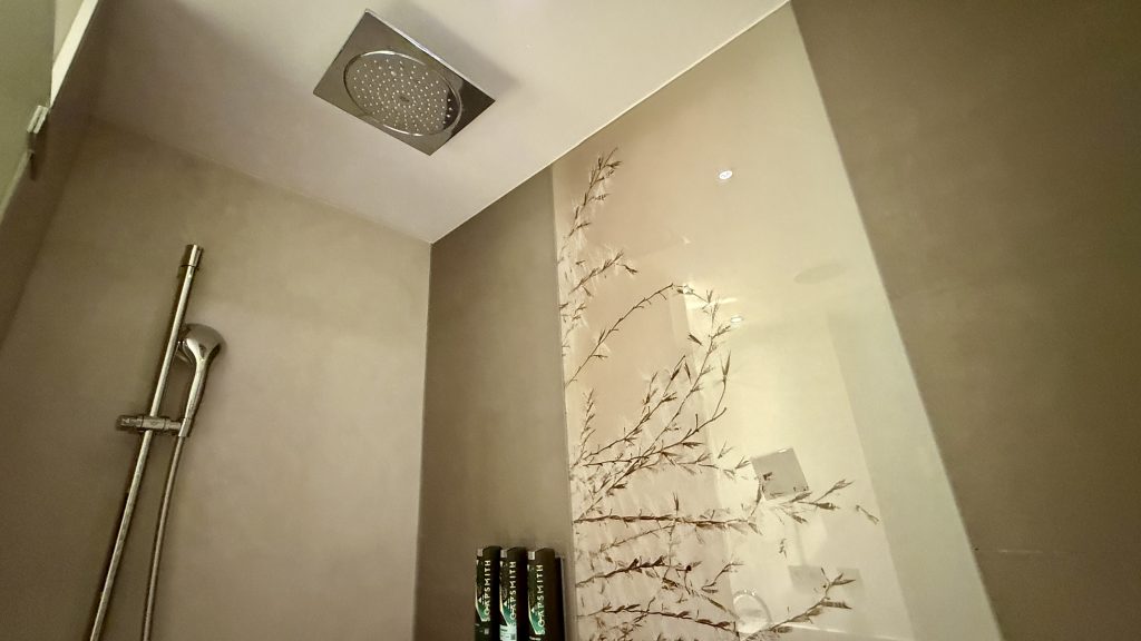 arabella-alpenhotel-bad-dusche