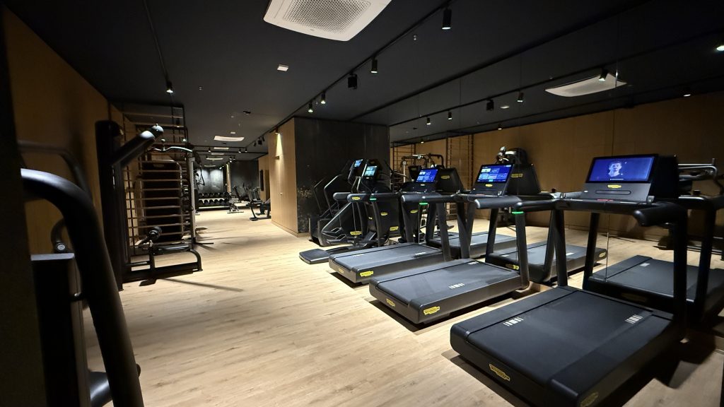 koenigshof-munich-fittnessraum