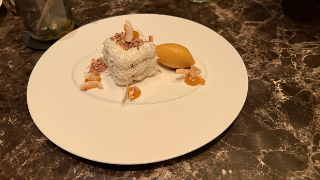 koenigshof-munich-abendessen-dessert