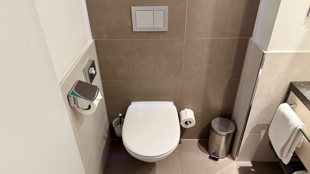 arabella-alpenhotel-toilette