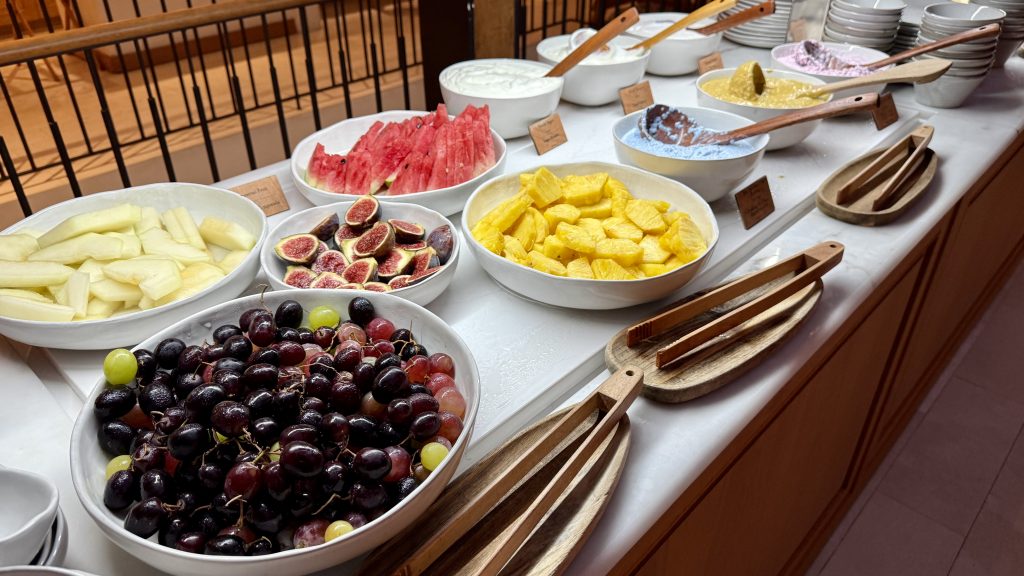 six-senses-ibiza-fruehstueck-obst