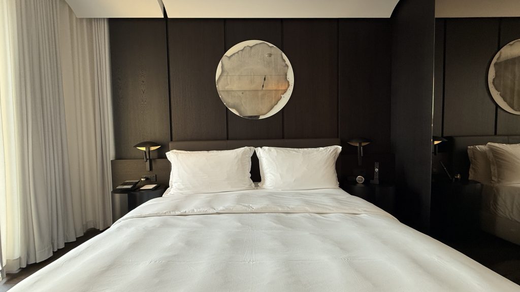 koenigshof-munich-bett