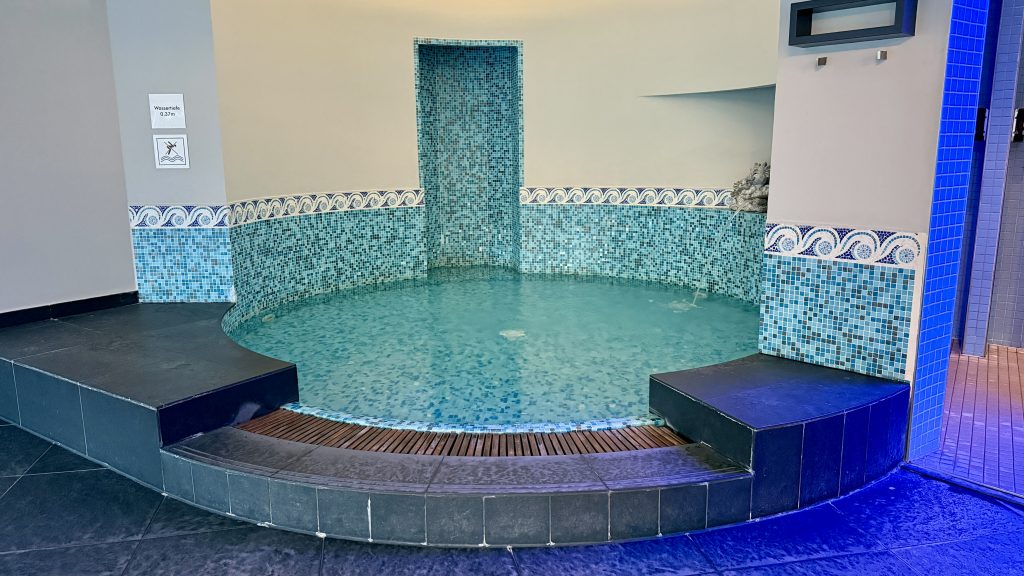 arabella-alpenhotel-jacuzzi