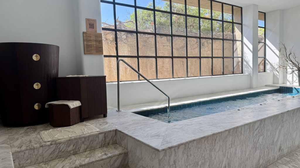 six-senses-ibiza-jacuzzi