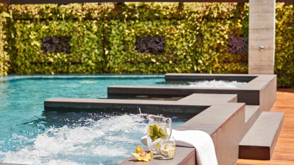 The Capitol Kempinski Singapur Jaccuzi