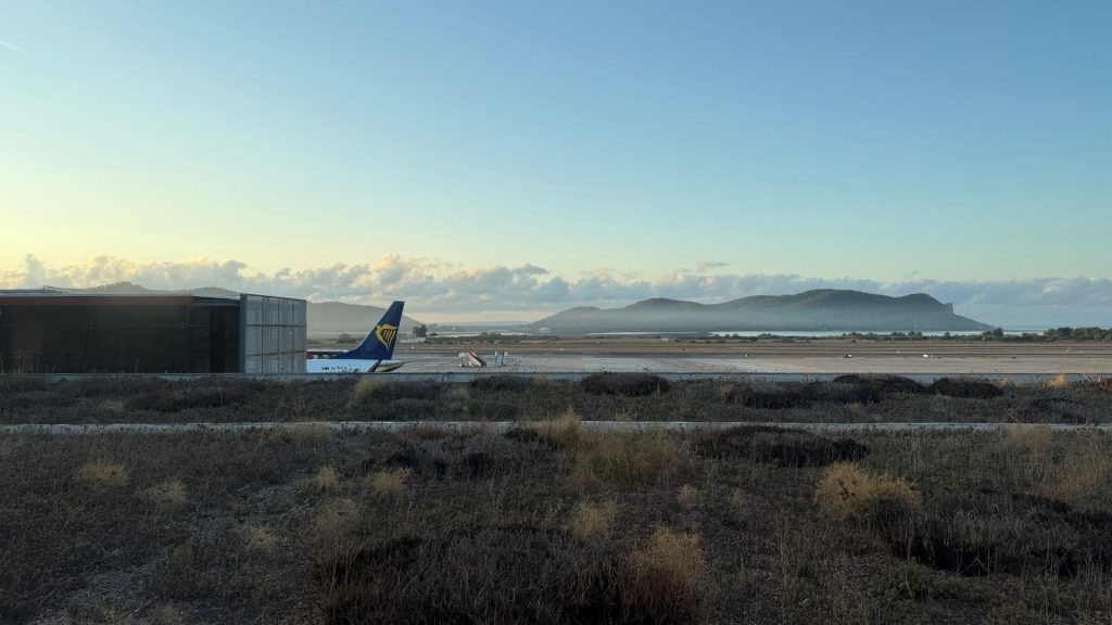Cap Des Falco Lounge Ibiza Rollfeld Ausblick
