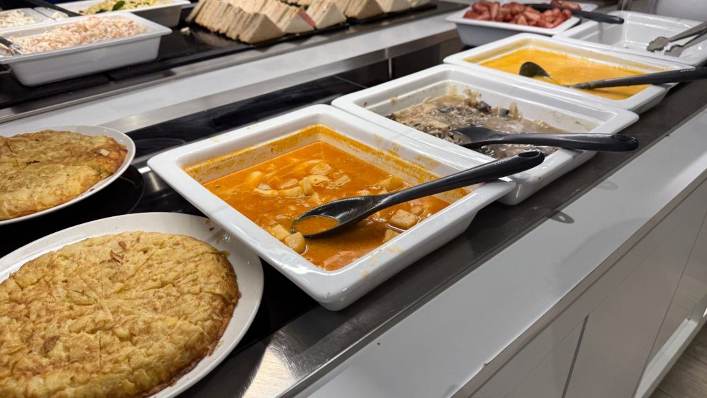 Cap Des Falco Lounge Ibiza Warmes Buffet