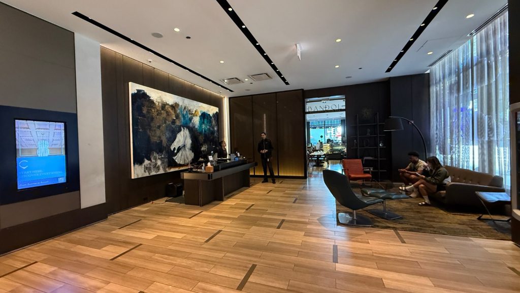 Hyatt Centric The Loop Chicago Lobby (1)