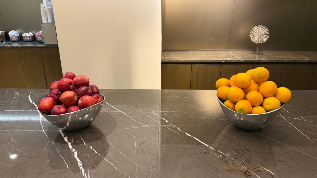 Hyatt Centric The Loop Chicago Lobby Obst