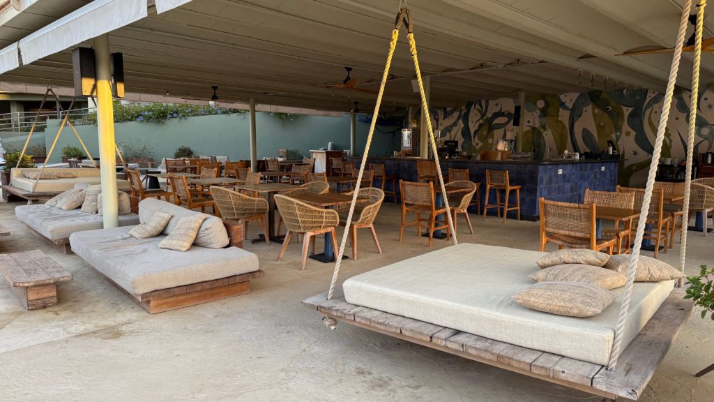 Hyde Ibiza Belegte Pool Bar Und Liegen