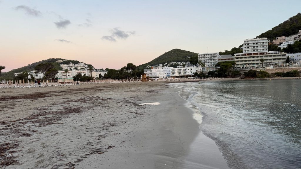 Hyde Ibiza Fruehstueck Strand (1)