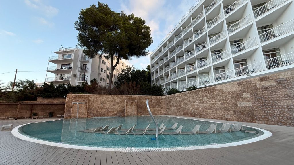 Hyde Ibiza Pool (1)