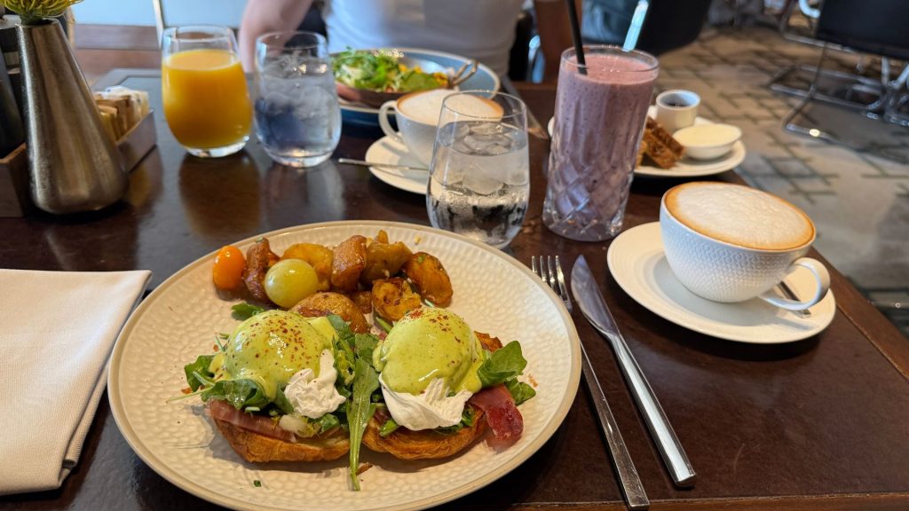 Park Hyatt Chicago Fruehstueck