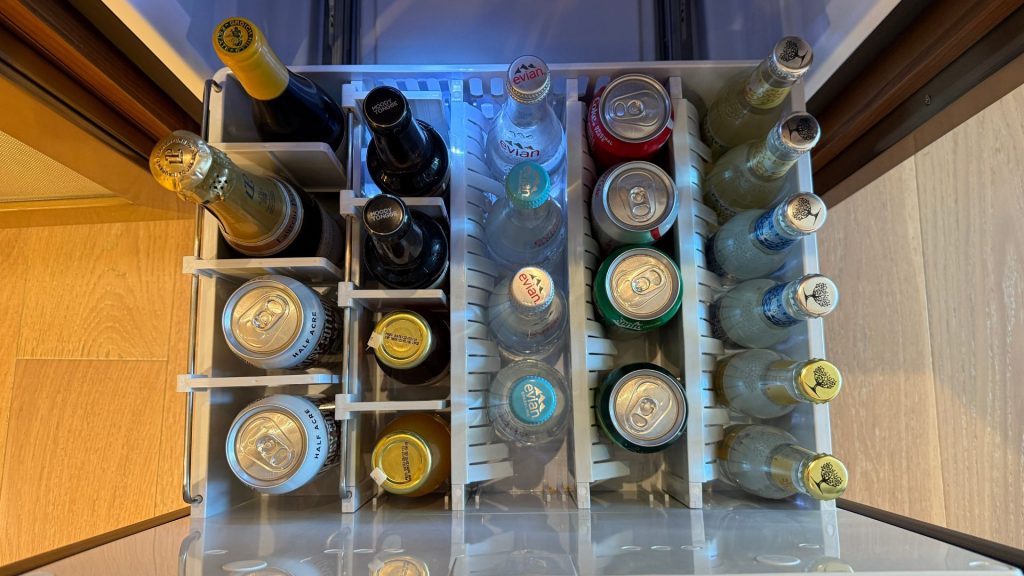 Park Hyatt Chicago Zimmer Softdrinks