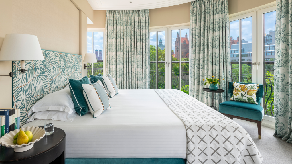 RF The Charles Muenchen Park View Suite